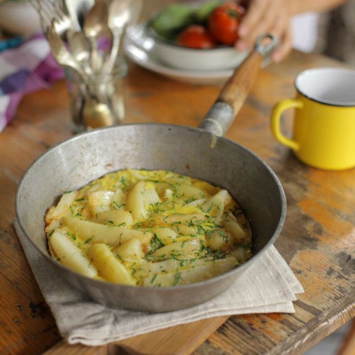 Одесская кухня. Шотландский суп Каллен скинк. Суп с куриными шейками. Суп из куриных шеек. Суп с потрошками.